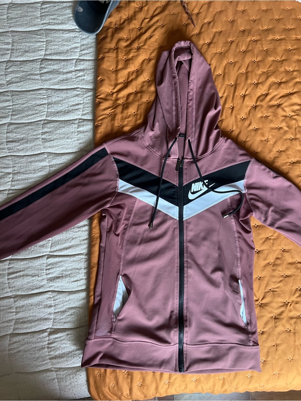 Nike Mauve Pink Hooded Zip-Up Jacket with Black and White Accents
